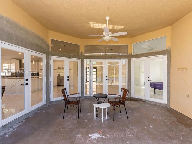 381 Cameron Dr, Weston, FL 33326