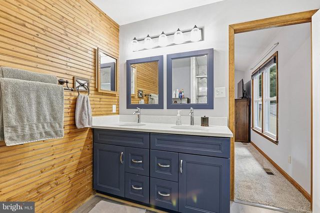 10608 CRESTWOOD DR, Spotsylvania, VA 22553