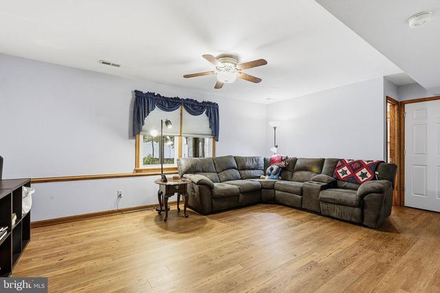 10608 CRESTWOOD DR, Spotsylvania, VA 22553