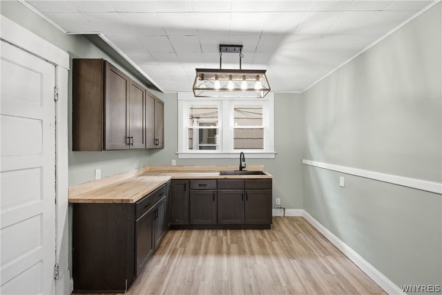 76 Royal Avenue, Buffalo, NY 14207