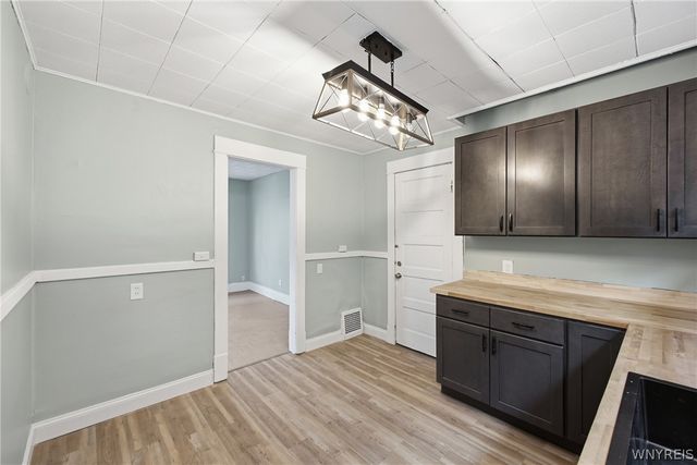 76 Royal Avenue, Buffalo, NY 14207