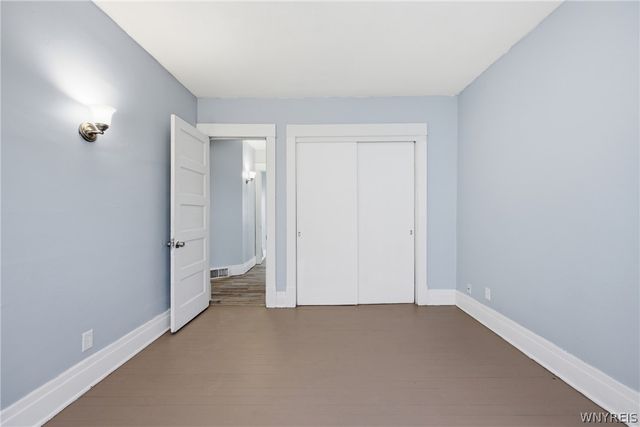 76 Royal Avenue, Buffalo, NY 14207