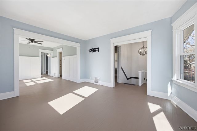 76 Royal Avenue, Buffalo, NY 14207