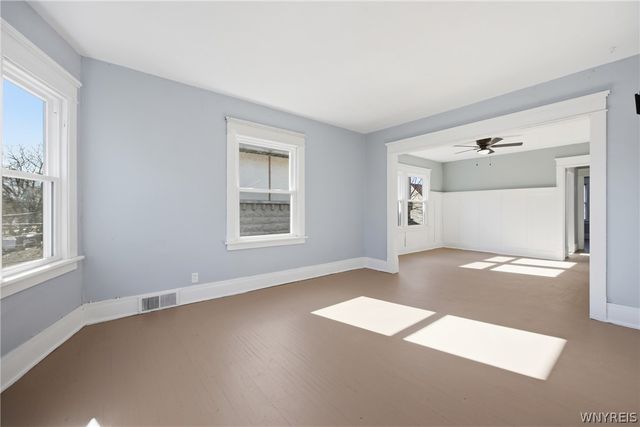 76 Royal Avenue, Buffalo, NY 14207