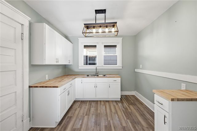 76 Royal Avenue, Buffalo, NY 14207