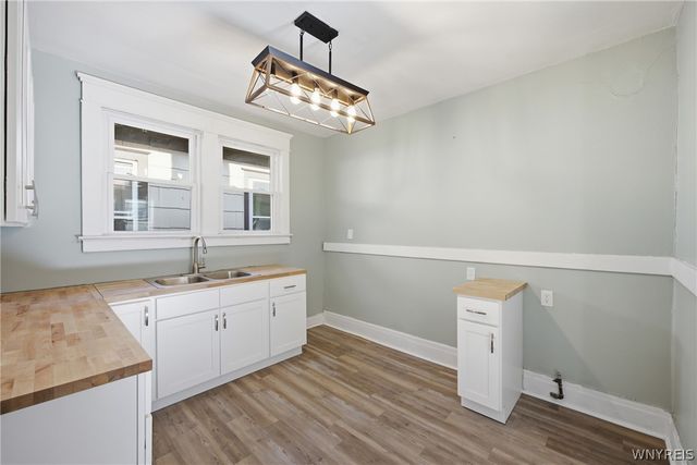 76 Royal Avenue, Buffalo, NY 14207