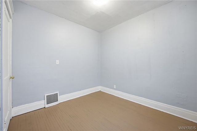 76 Royal Avenue, Buffalo, NY 14207