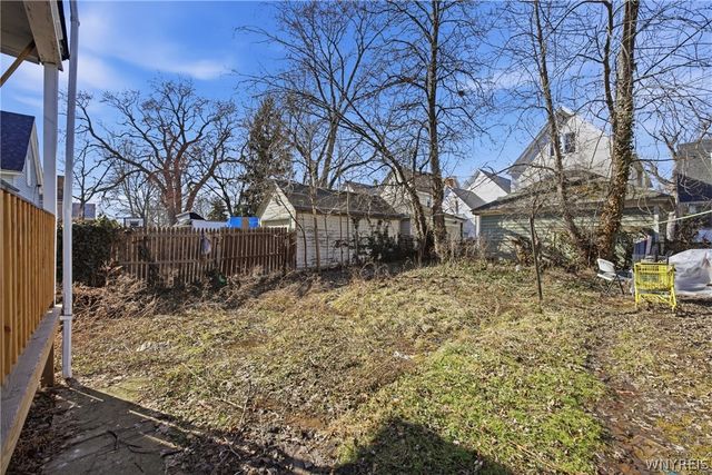 76 Royal Avenue, Buffalo, NY 14207