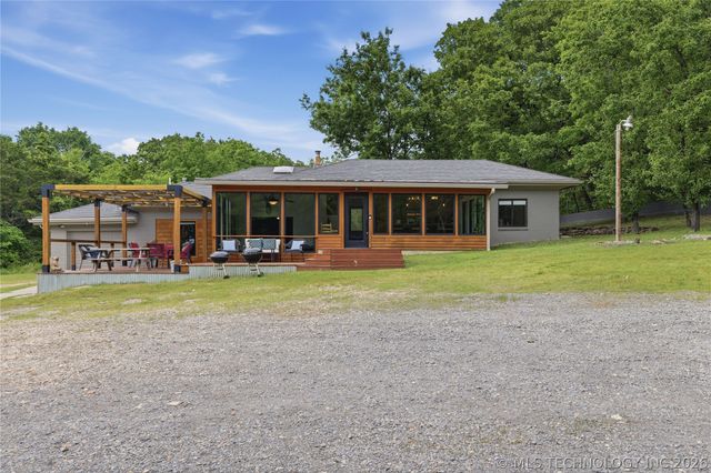 27925 S Lakeview Drive, Park Hill, OK 74451