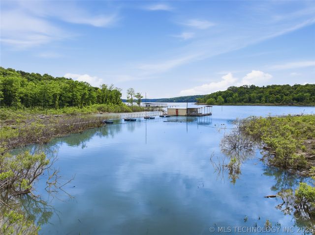 27925 S Lakeview Drive, Park Hill, OK 74451