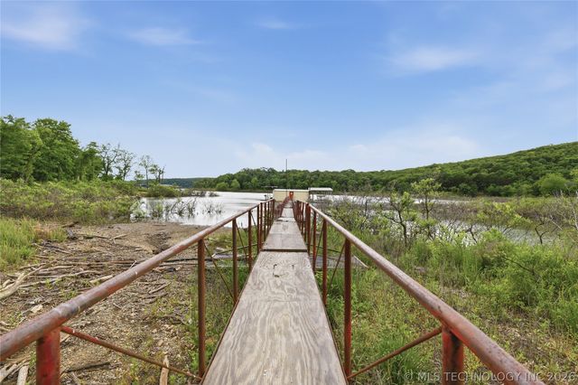 27925 S Lakeview Drive, Park Hill, OK 74451