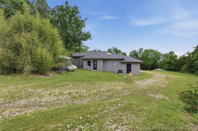 27925 S Lakeview Drive, Park Hill, OK 74451