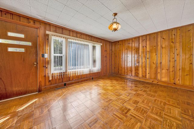 3145 DOE RUN RD, Rocky Mount, VA 24151