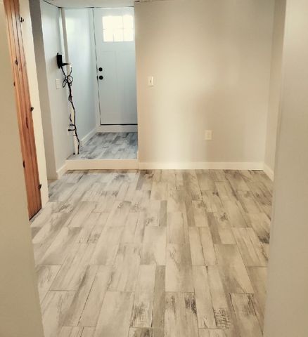 9 Eastern Ave 1, Gloucester, MA 01930
