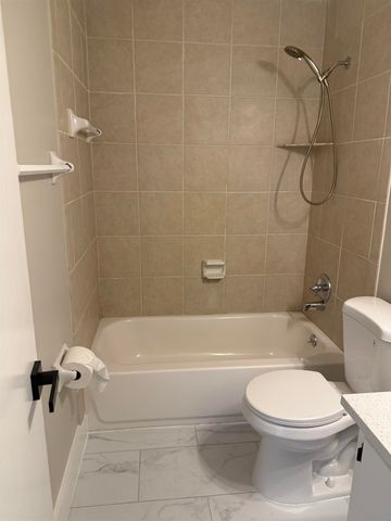 7061 E TEXEL CV, Memphis, TN 38133