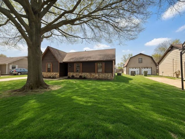 7061 E TEXEL CV, Memphis, TN 38133