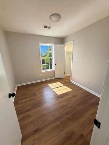 7061 E TEXEL CV, Memphis, TN 38133