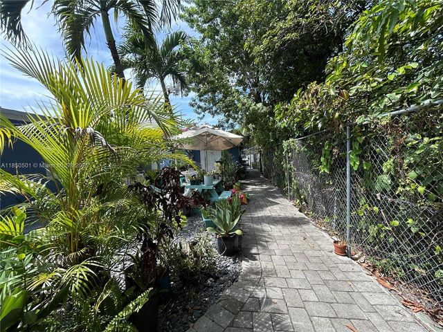 110 NE 56th St 110, Miami, FL 33137