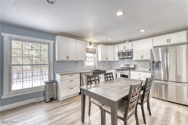 6160 Dresden Road, Zanesville, OH 43701