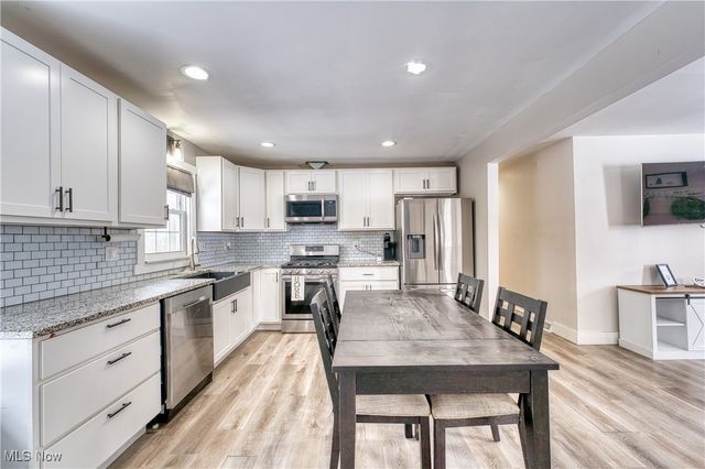 6160 Dresden Road, Zanesville, OH 43701