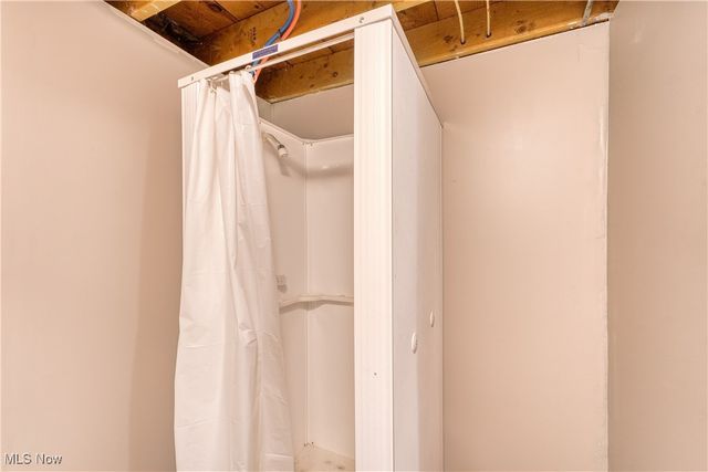 6160 Dresden Road, Zanesville, OH 43701