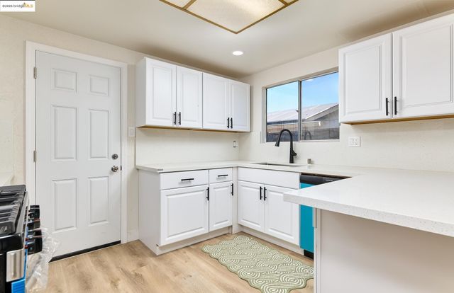 2117 Lopez Dr, Antioch, CA 94509