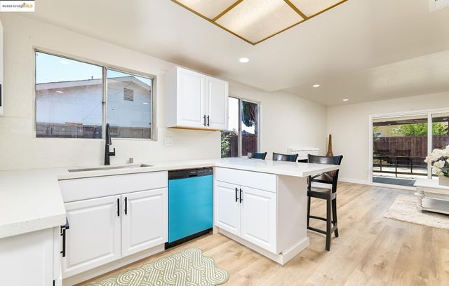 2117 Lopez Dr, Antioch, CA 94509