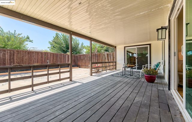 2117 Lopez Dr, Antioch, CA 94509