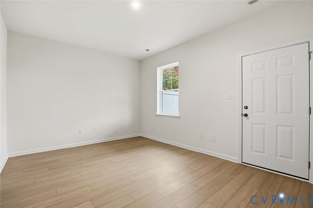 16330 Alexandria Ct, Moseley, VA 23832