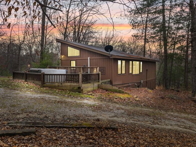 193 Suzanna Arch Drive, Campton, KY 41301