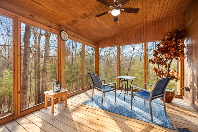 193 Suzanna Arch Drive, Campton, KY 41301