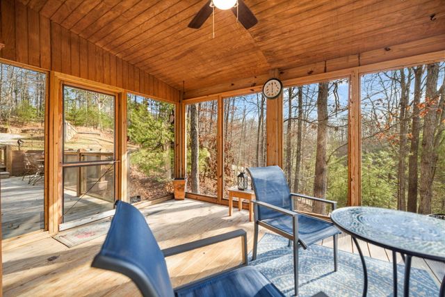 193 Suzanna Arch Drive, Campton, KY 41301