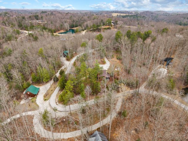 193 Suzanna Arch Drive, Campton, KY 41301