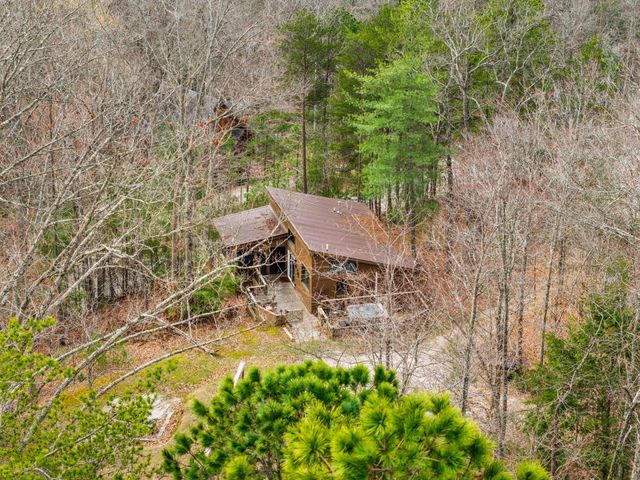 193 Suzanna Arch Drive, Campton, KY 41301