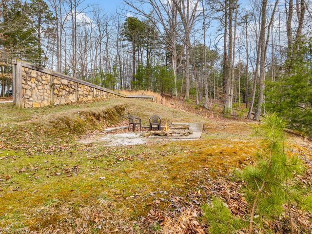 193 Suzanna Arch Drive, Campton, KY 41301