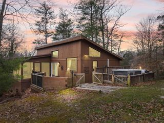 193 Suzanna Arch Drive, Campton, KY 41301