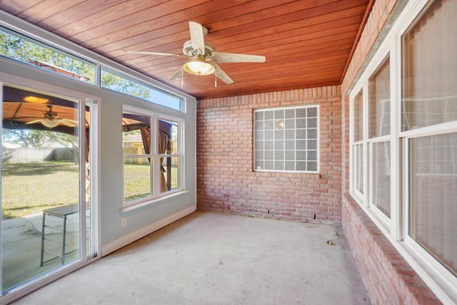 8600 Estrada Street, Navarre, FL 32566