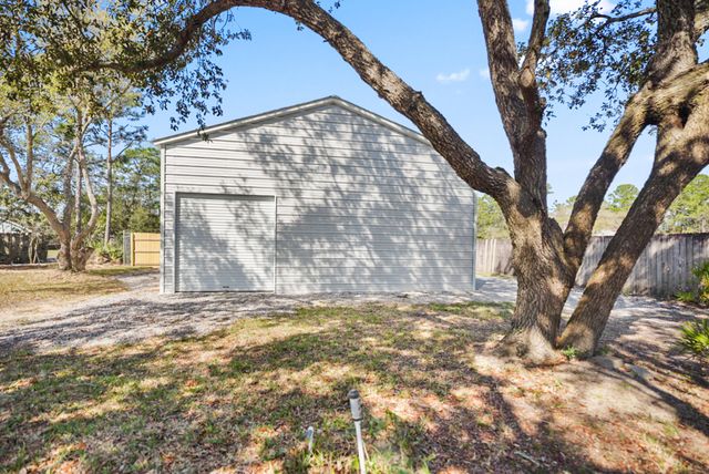 8600 Estrada Street, Navarre, FL 32566