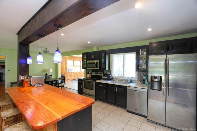 203 Maple Lane, Hurley, NY 12443
