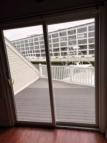 92 Wharf Street D, Salem, MA 01970