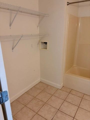 92 Wharf Street D, Salem, MA 01970