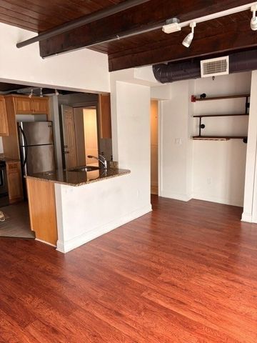 92 Wharf Street D, Salem, MA 01970