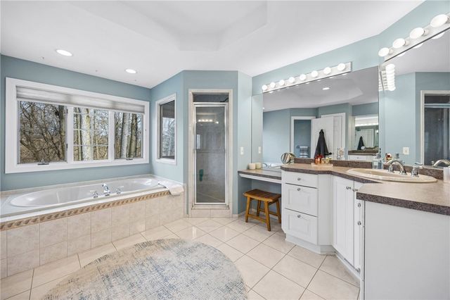 20 Arbor Creek Drive, Pittsford, NY 14534