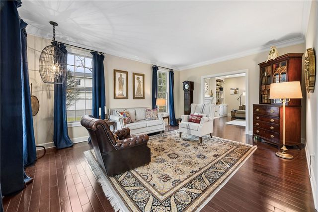 20 Arbor Creek Drive, Pittsford, NY 14534