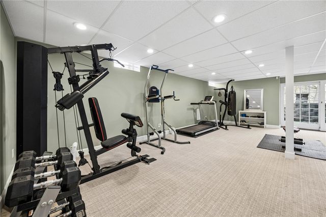 20 Arbor Creek Drive, Pittsford, NY 14534