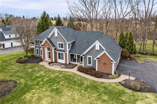 20 Arbor Creek Drive, Pittsford, NY 14534