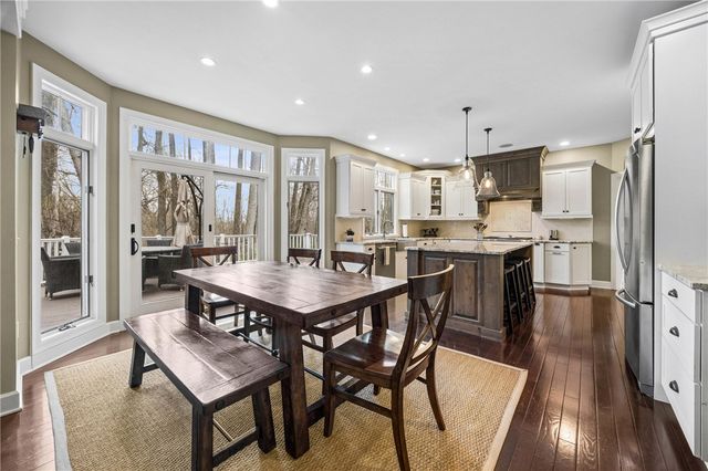 20 Arbor Creek Drive, Pittsford, NY 14534