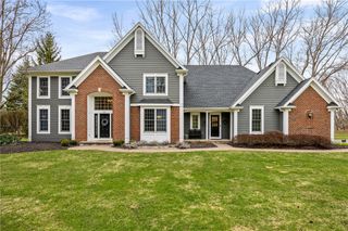 20 Arbor Creek Drive, Pittsford, NY 14534