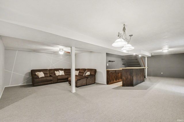 1035 Bowdoin Drive, Mishawaka, IN 46544