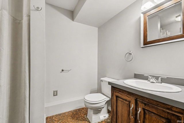 1035 Bowdoin Drive, Mishawaka, IN 46544